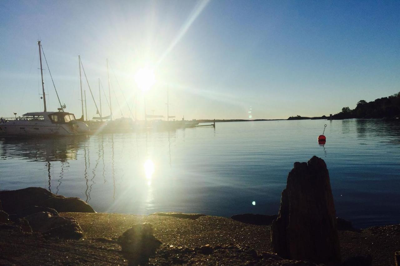 Koselig Liten Hytte Leies Ut Til Palmesus * Kristiansand